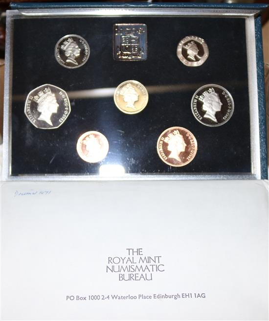Seven United Kingdom deluxe coin sets, 1983-89 & 12 Coinage of Great Britain & N. Ireland sets, 1970-76 (some duplicates)